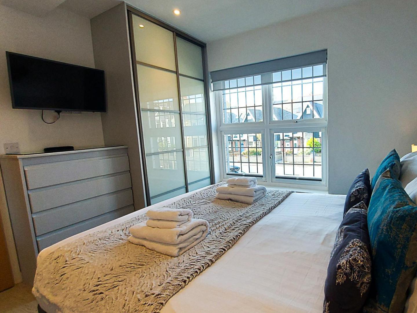 Meadow View Apartments New Quay Eksteriør billede